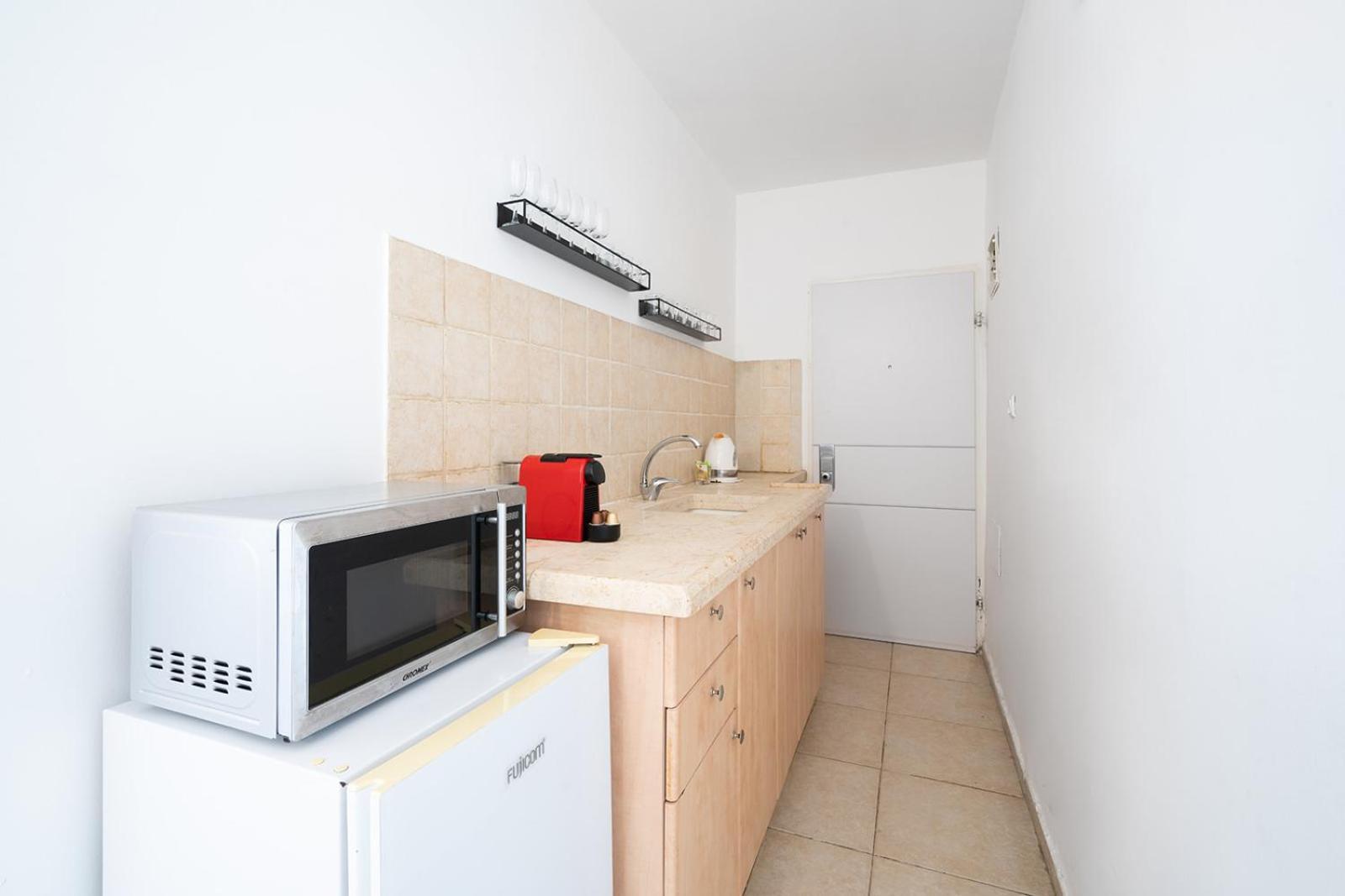 Yarkon - By Beach Apartments Tlv 特拉维夫 客房 照片